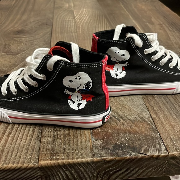 Snoopy - Girls Hightop Sneaker - Picture 5 of 10